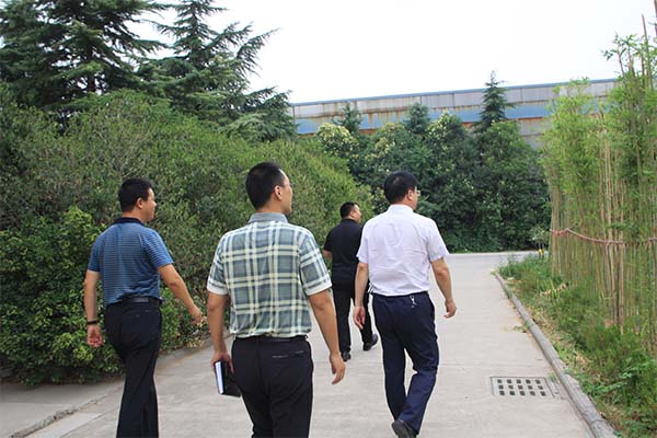 新乡经开区领导刘书记一行再顾多彩网